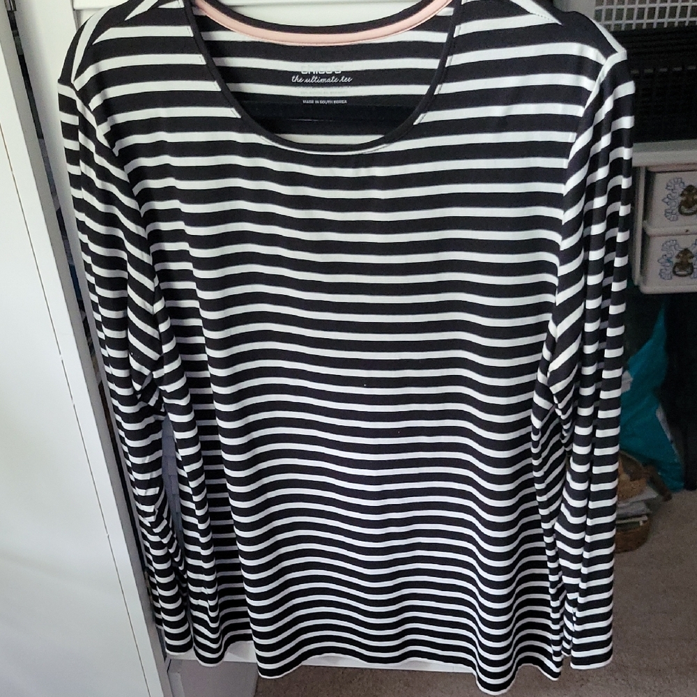Chico's Black and White Long Sleeve Tee (3=16/XL)